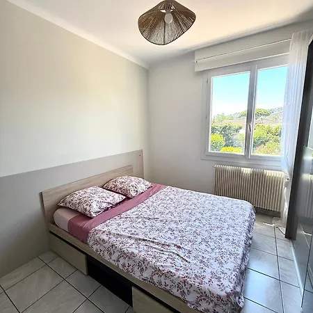 Apartamento 72m2 Idéalement Situé - à Pied - Plages Mandelieu
